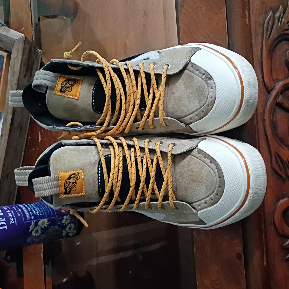 Vans UltraCush Black Sneakers